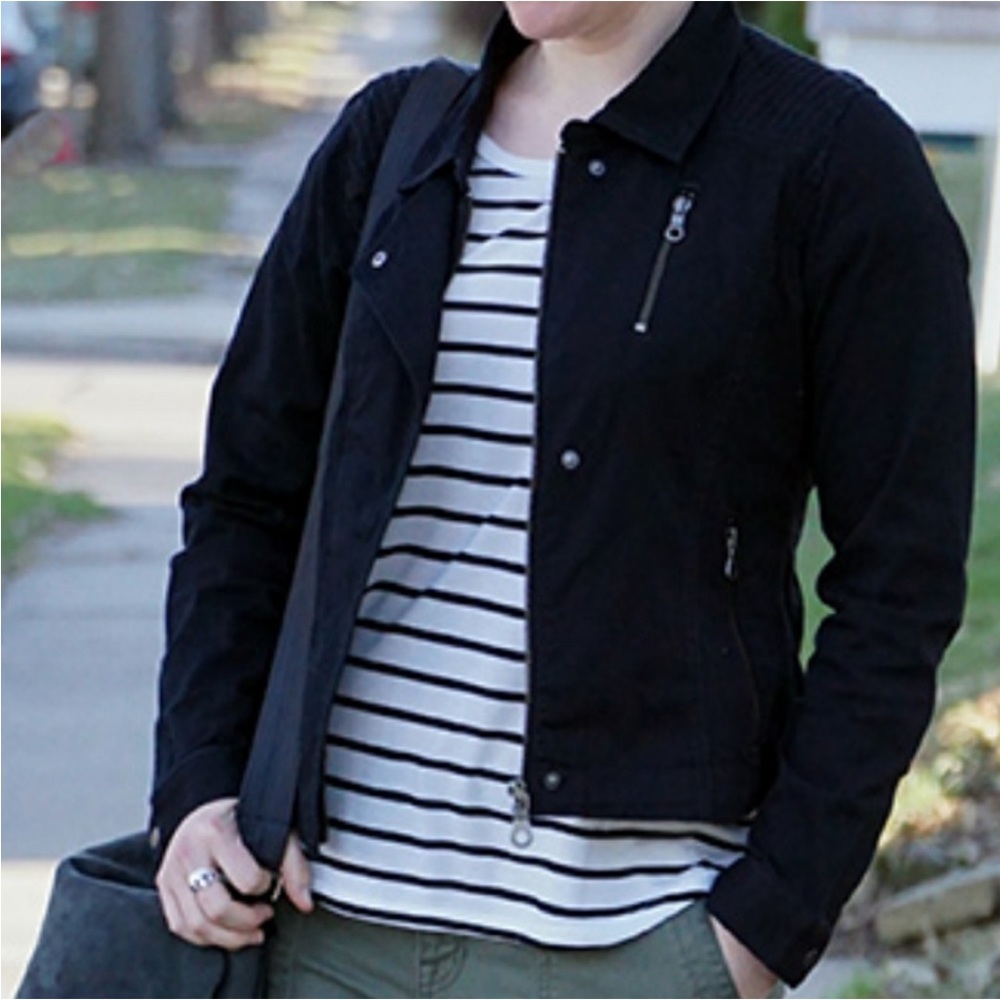 Black Athleta utility style jacket